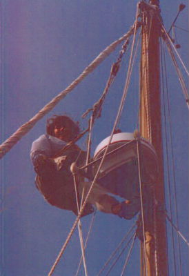 closeup: anna up mast